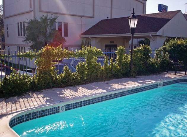 Americas Best Value Inn Όστιν Ανέσεις φωτογραφία